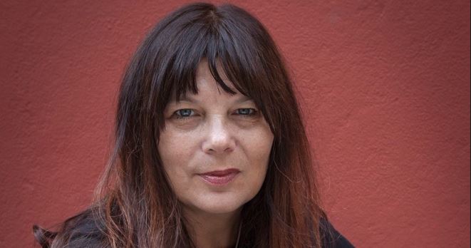 La figlia inutile: proteggere le&nbsp;verità